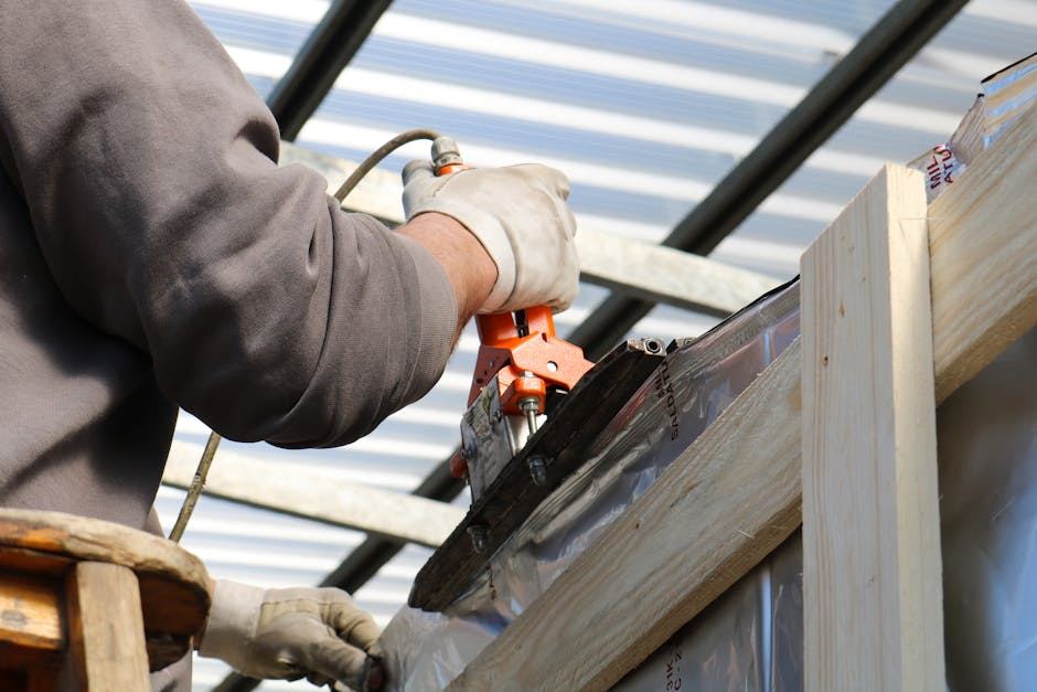 Roofing Contractor equipment and setup in Malta